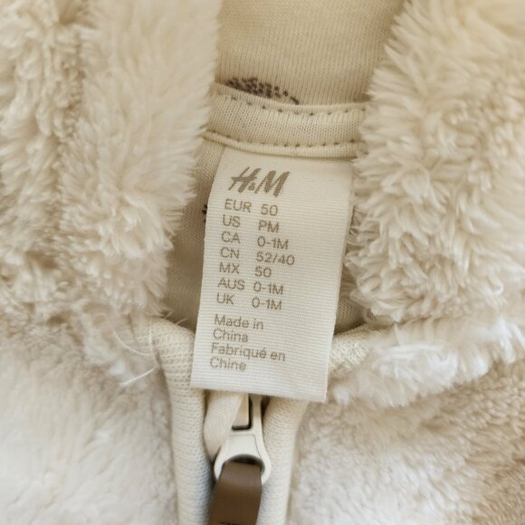 H&M Baby Bear Zip Onesie - Picture 3 of 3